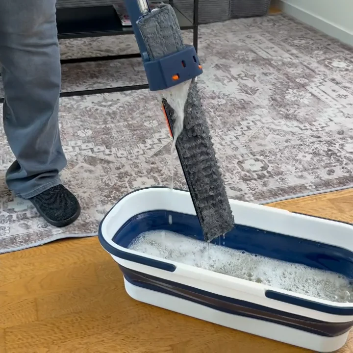 Balai de nettoyage avec système d'essorage intégré - Image 3