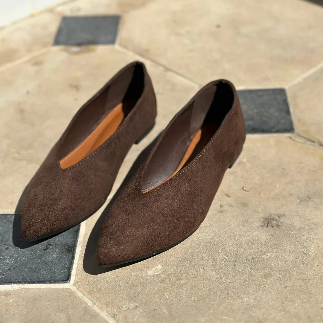 Élégantes ballerines en daim - Image 2