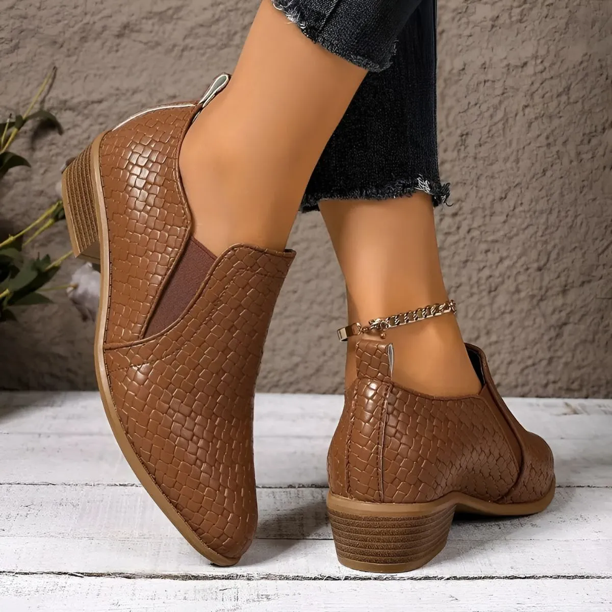 Chaussures Oxford tressées pour femme - Image 9