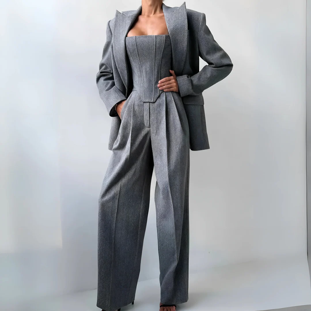 Ensemble élégant 3 pièces pour femme avec blazer et pantalon - Image 4
