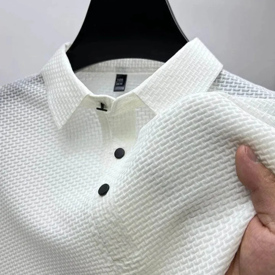 Polo texturé respirant à col boutonné