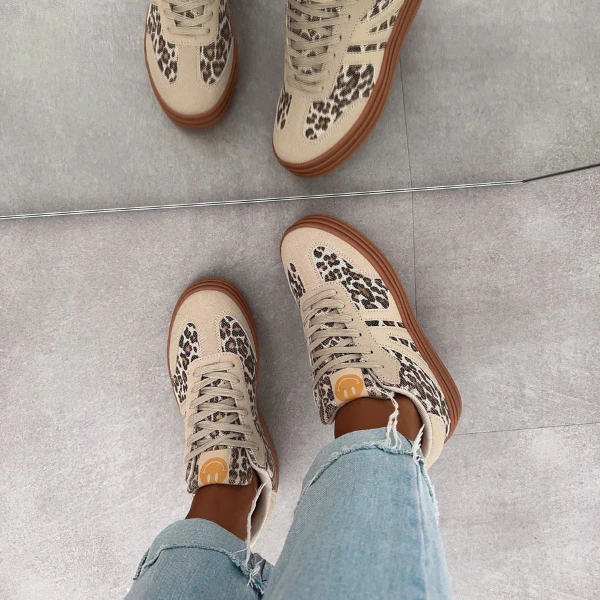 Sneaker Smile - Image 6