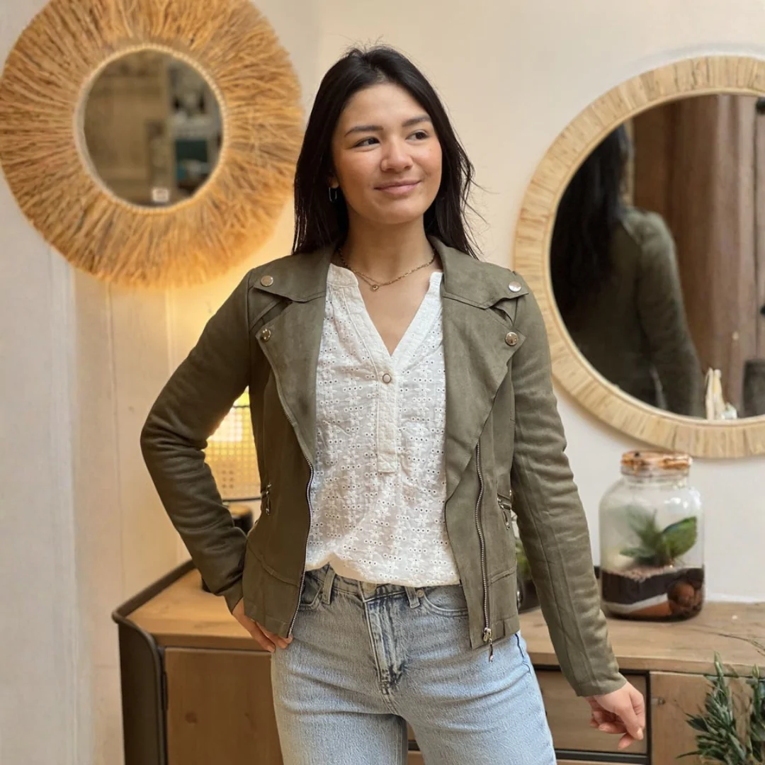Veste en Cuir Souple pour Femme - Image 7